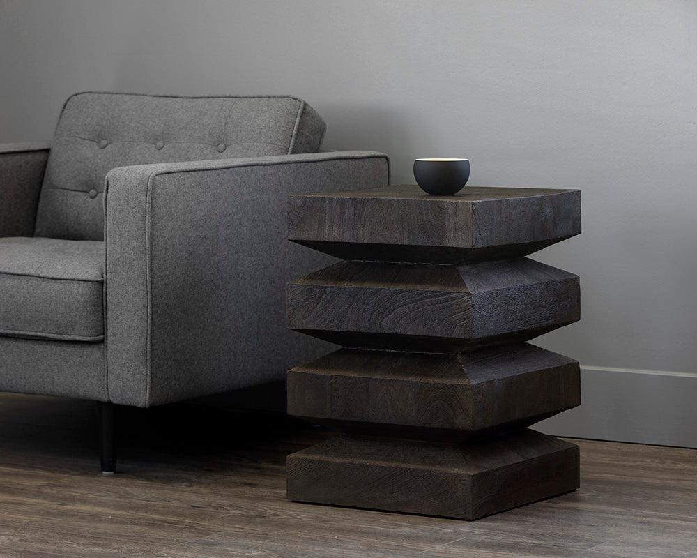 Cormac End Table - Frankwebs