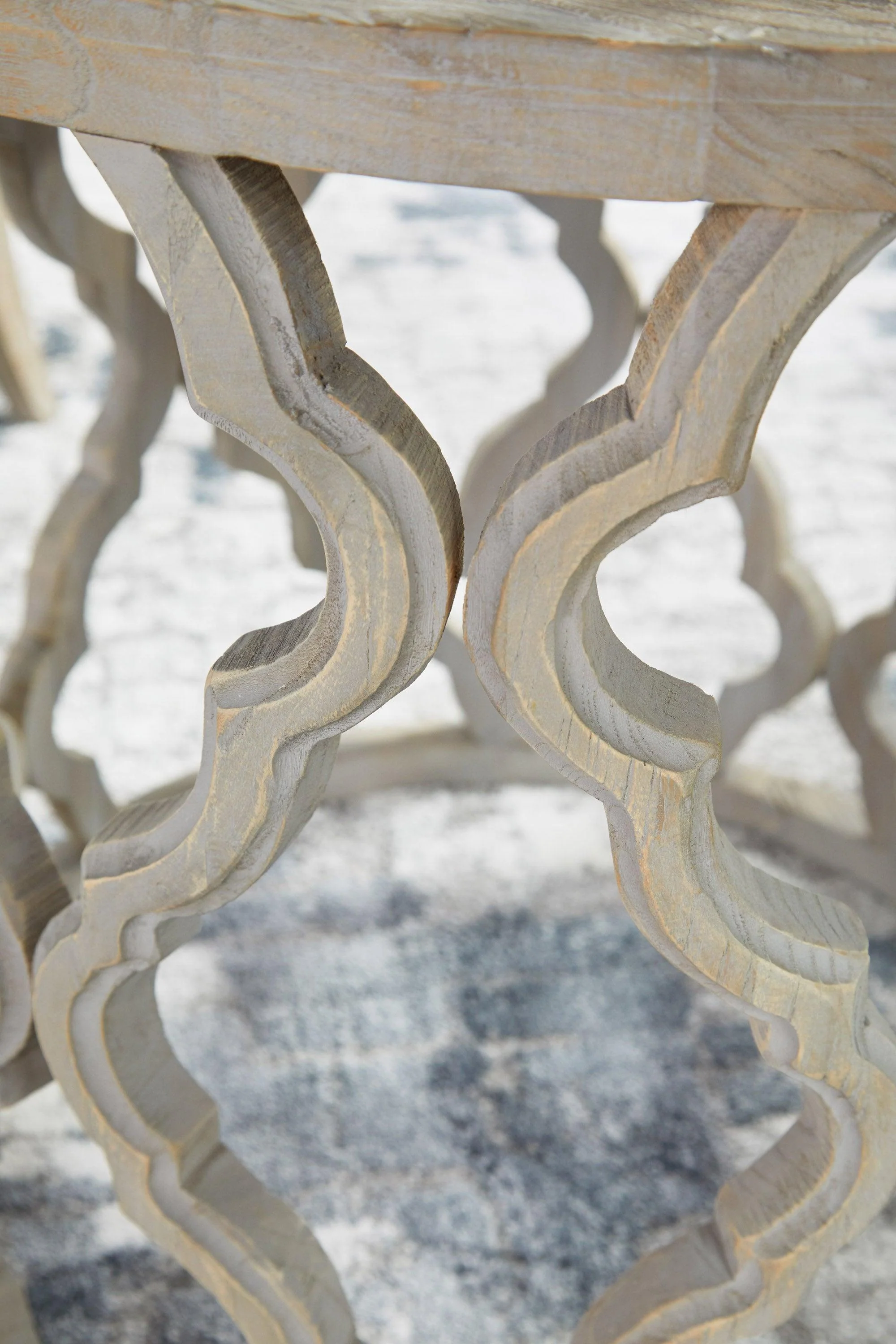 Clover Large End Table - Frankwebs