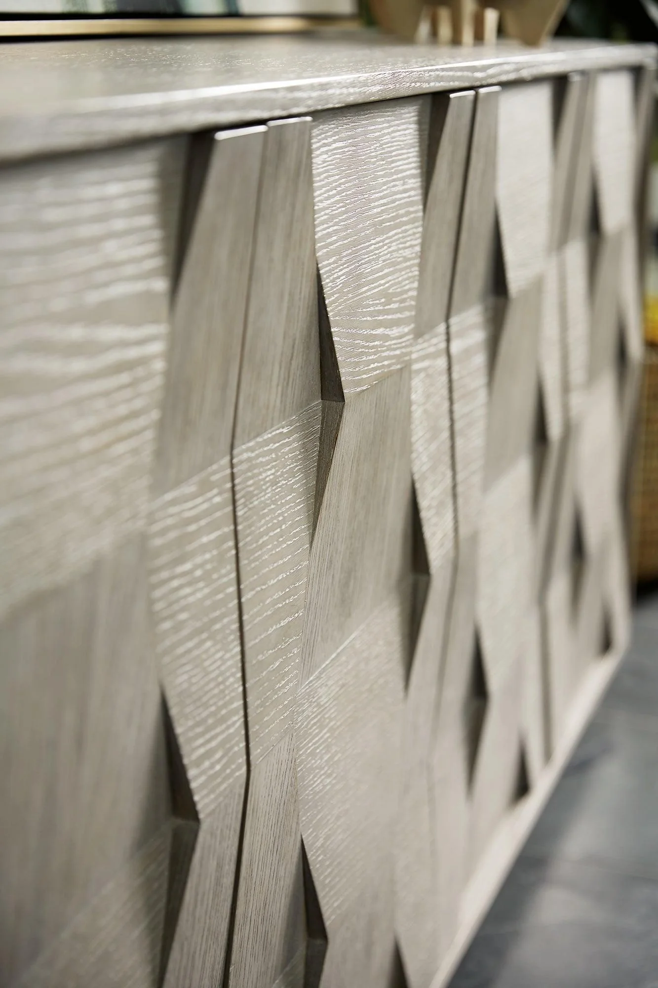 LINEA ENTERTAINMENT CREDENZA GRAY - Frankwebs