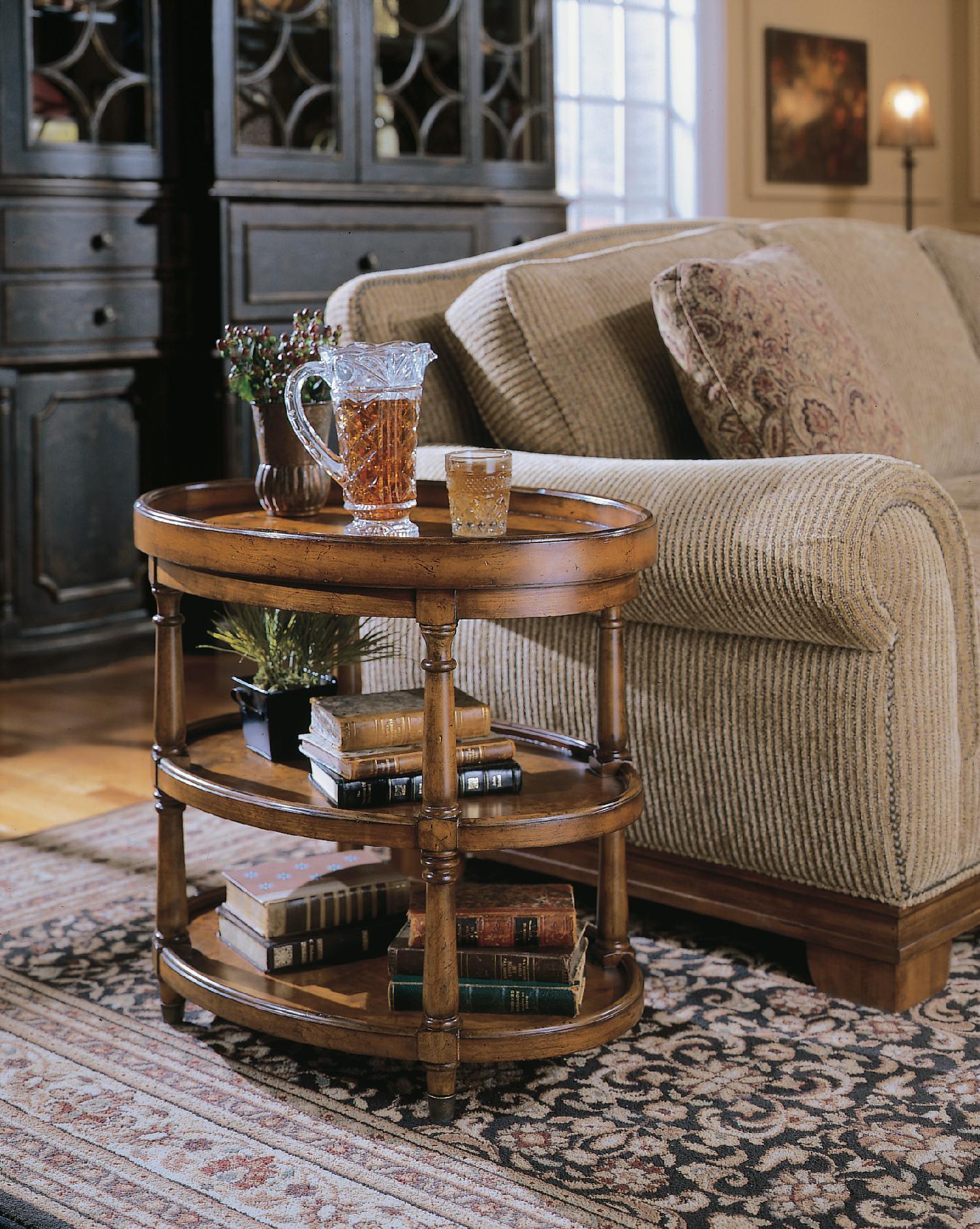 Oval Accent Table - Frankwebs