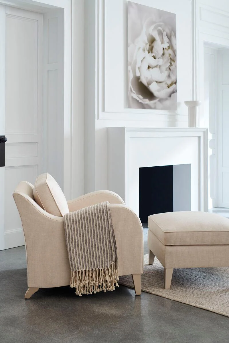 VICTORIA CHAIR SOFA & SECTIONAL - Frankwebs