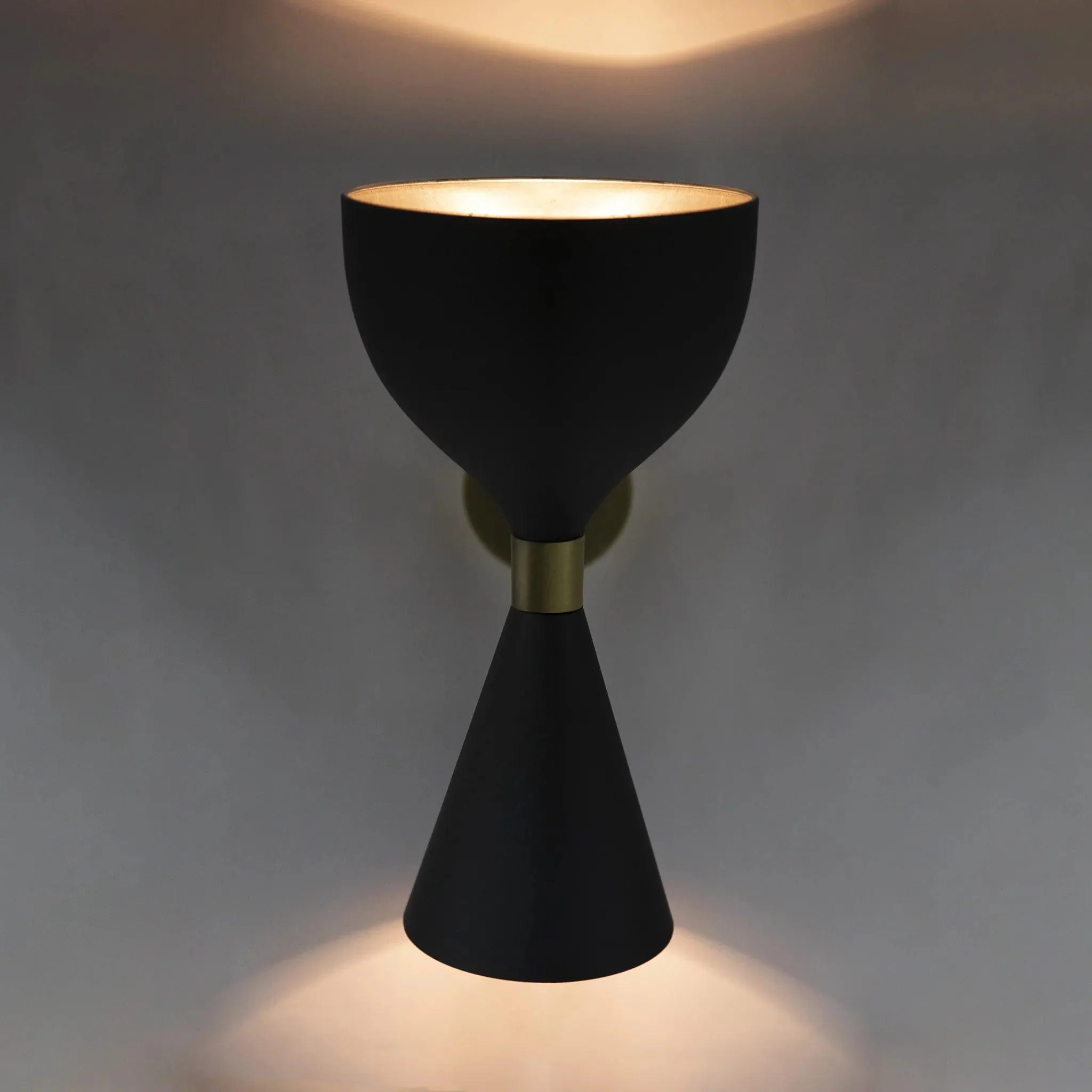 Aegeon Sconce, Black Steel - Frankwebs