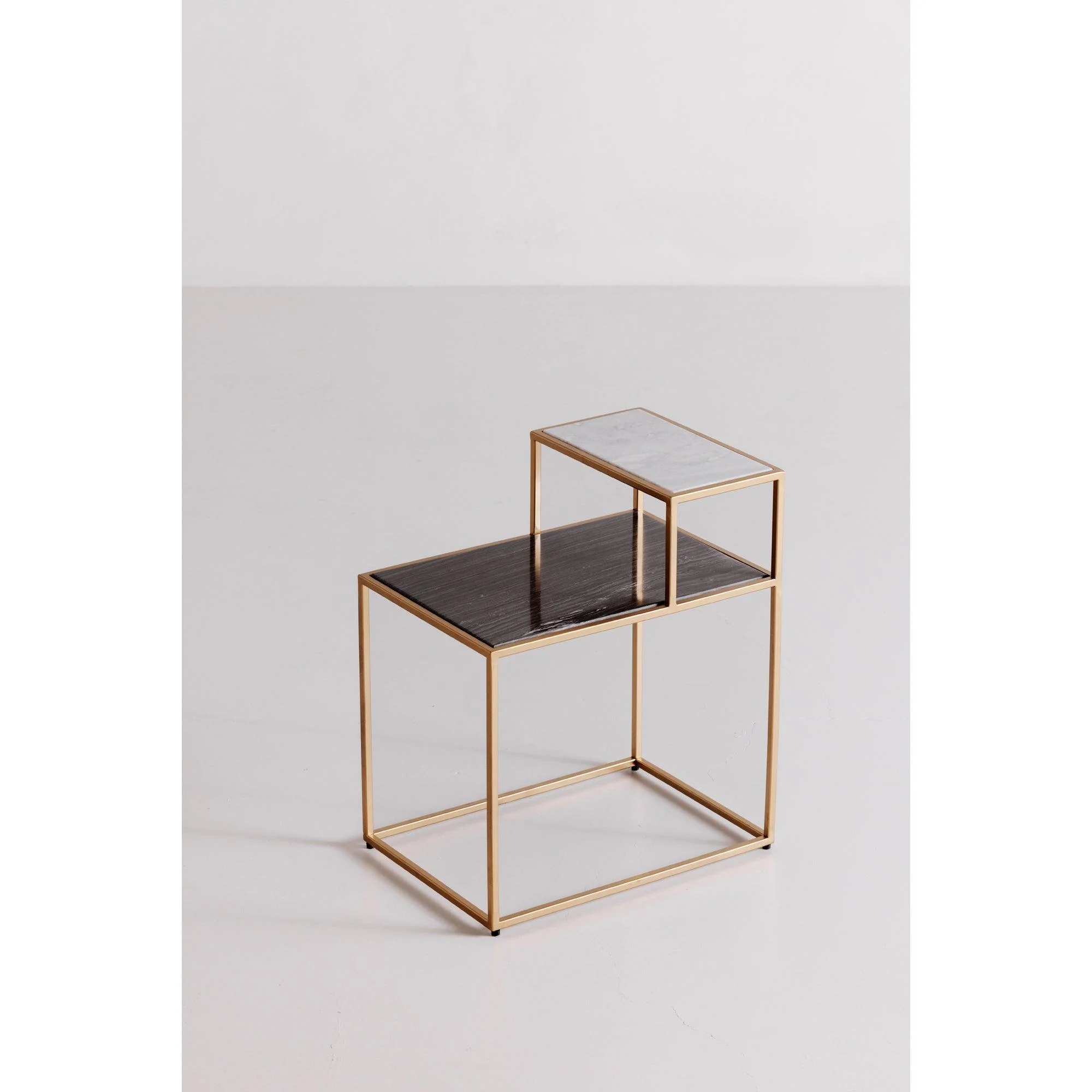 Mies Side Table - Frankwebs
