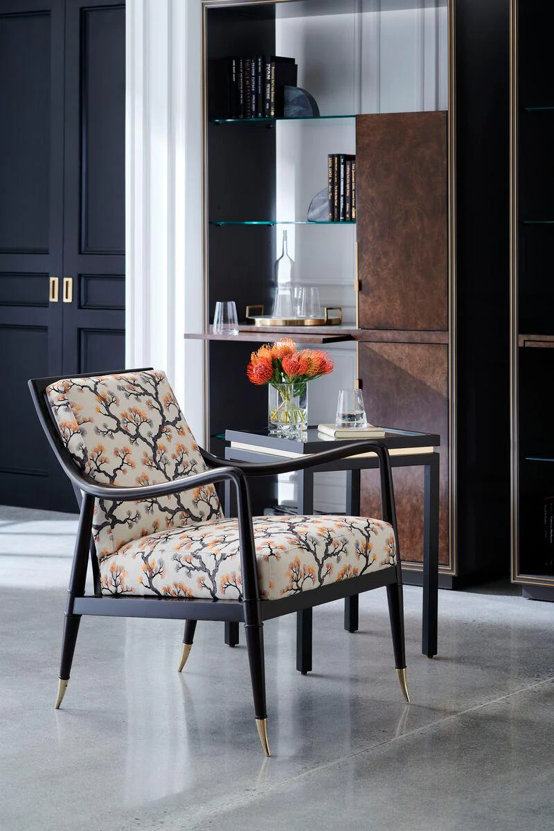 WELL APPOINTED FLOWERS CHAIR - Frankwebs