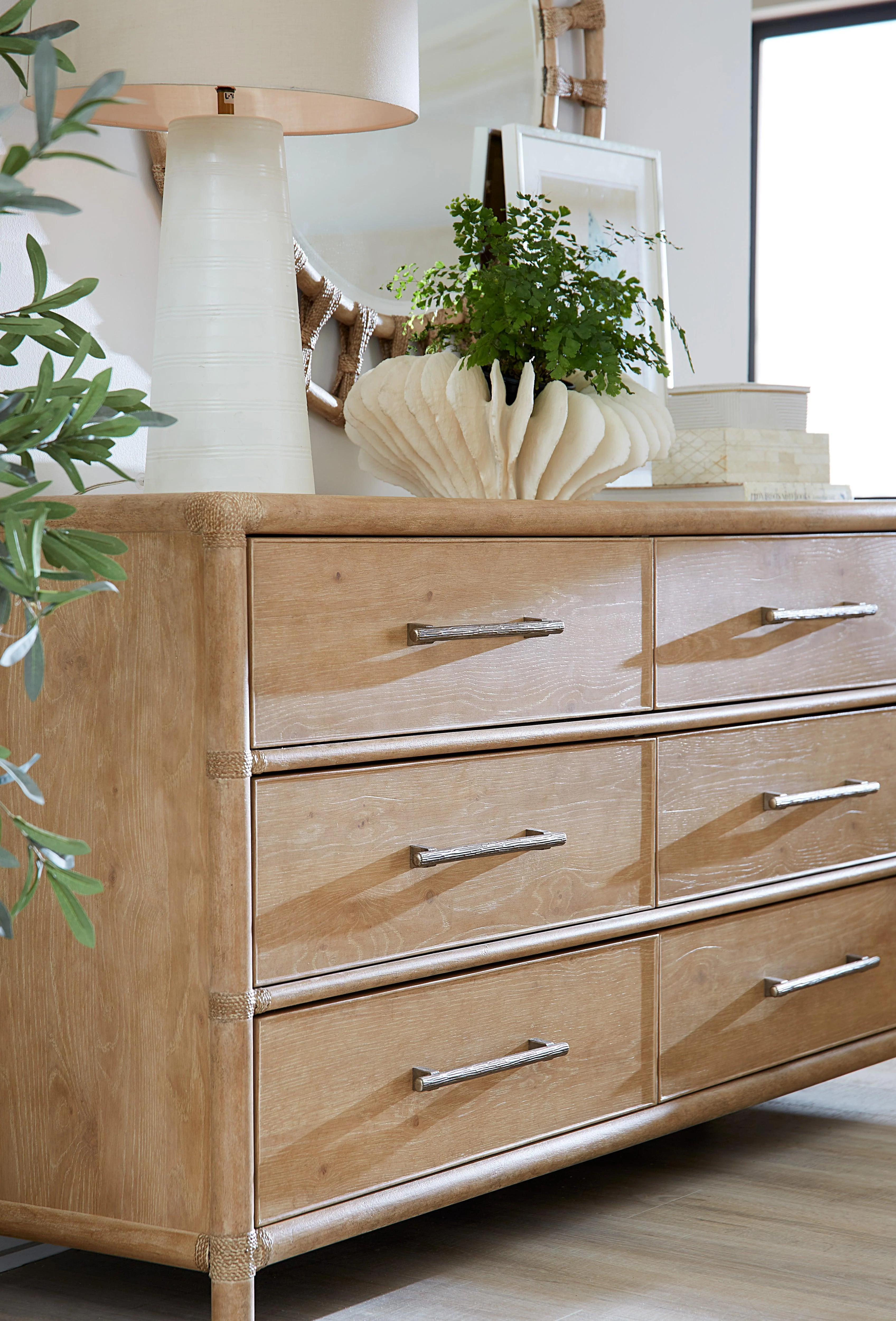 Retreat Pole Rattan Dresser - Frankwebs