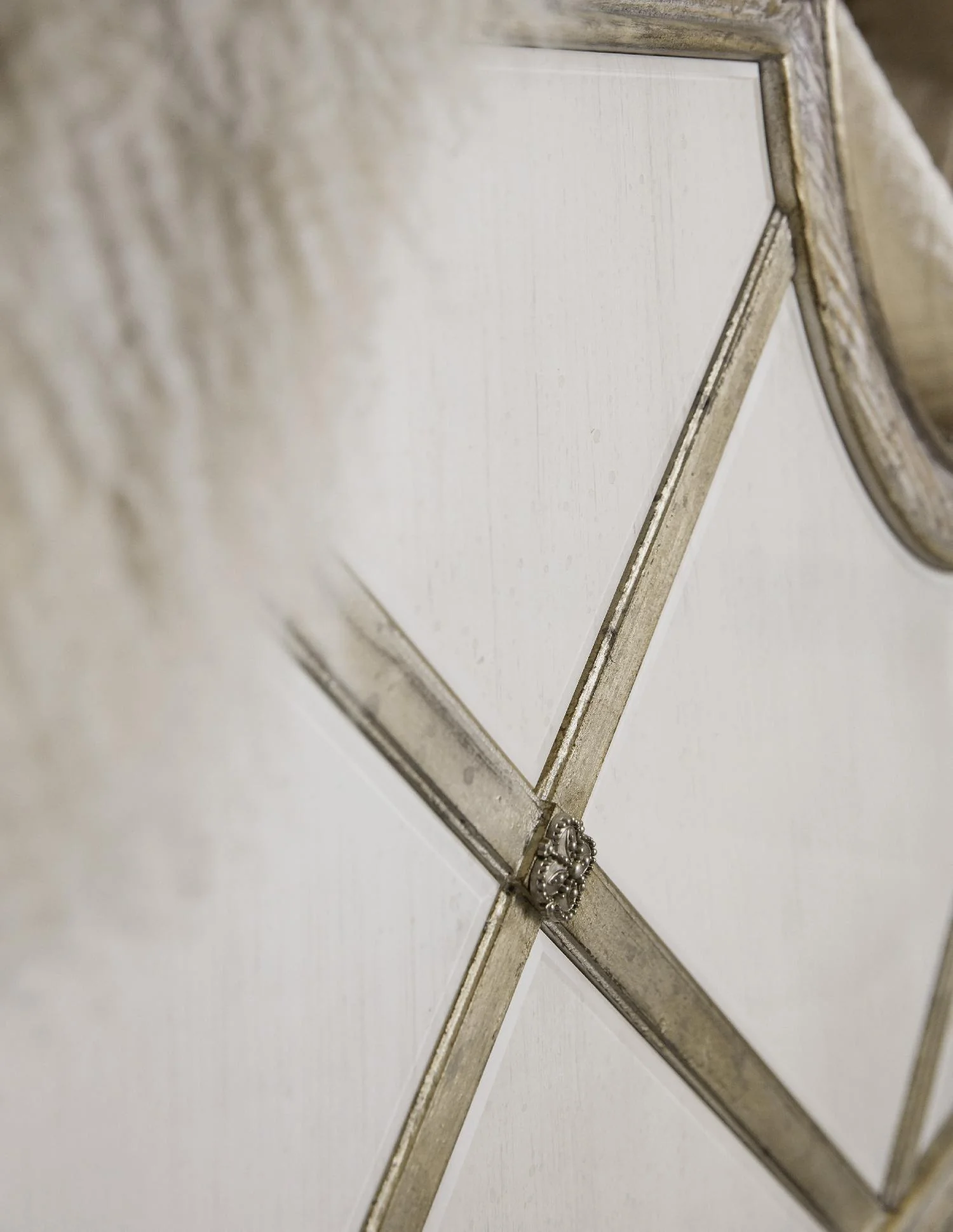 Sanctuary Diamont Panel Bed - Frankwebs