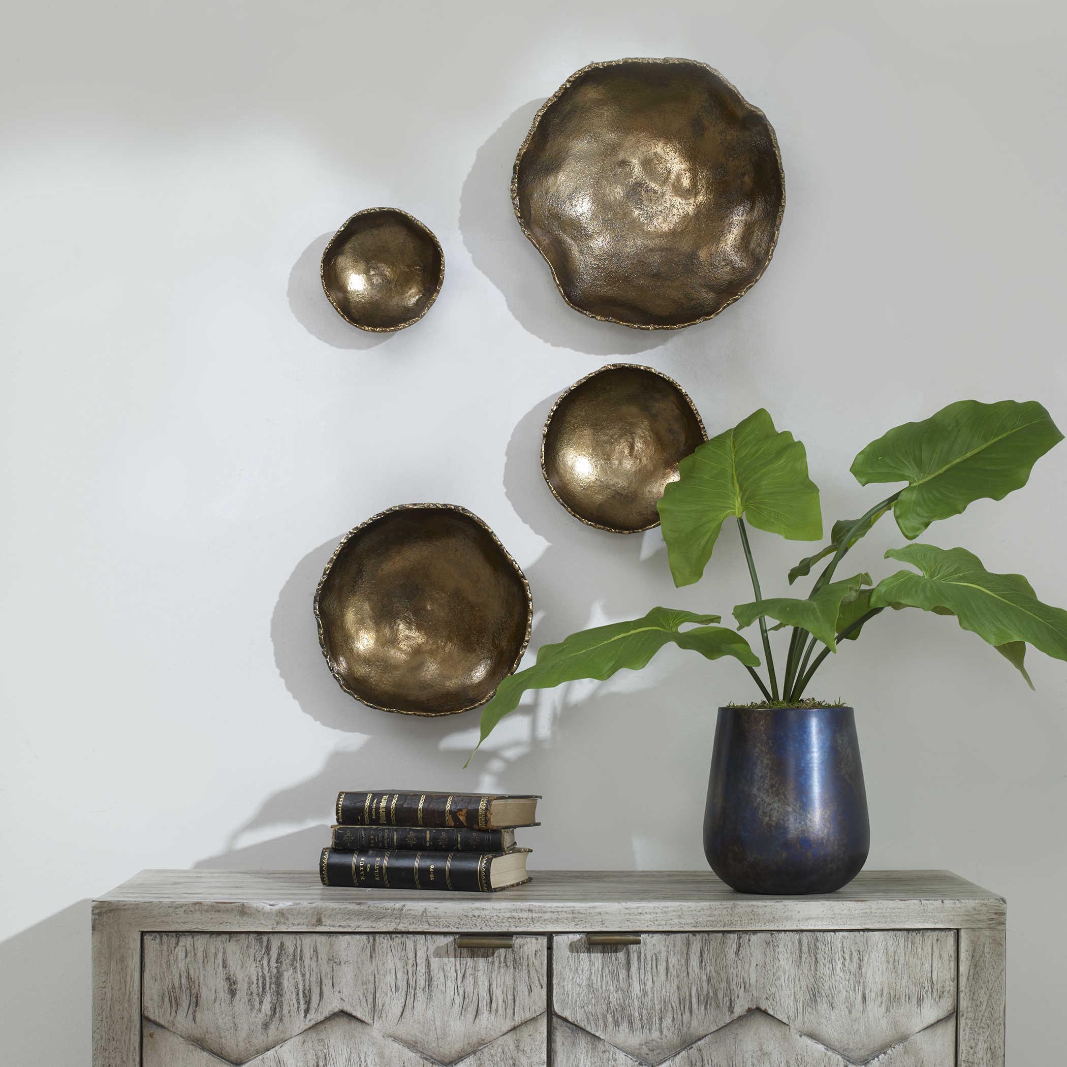 Lucky Coins Brass Wall Bowls, S/4 - Frankwebs