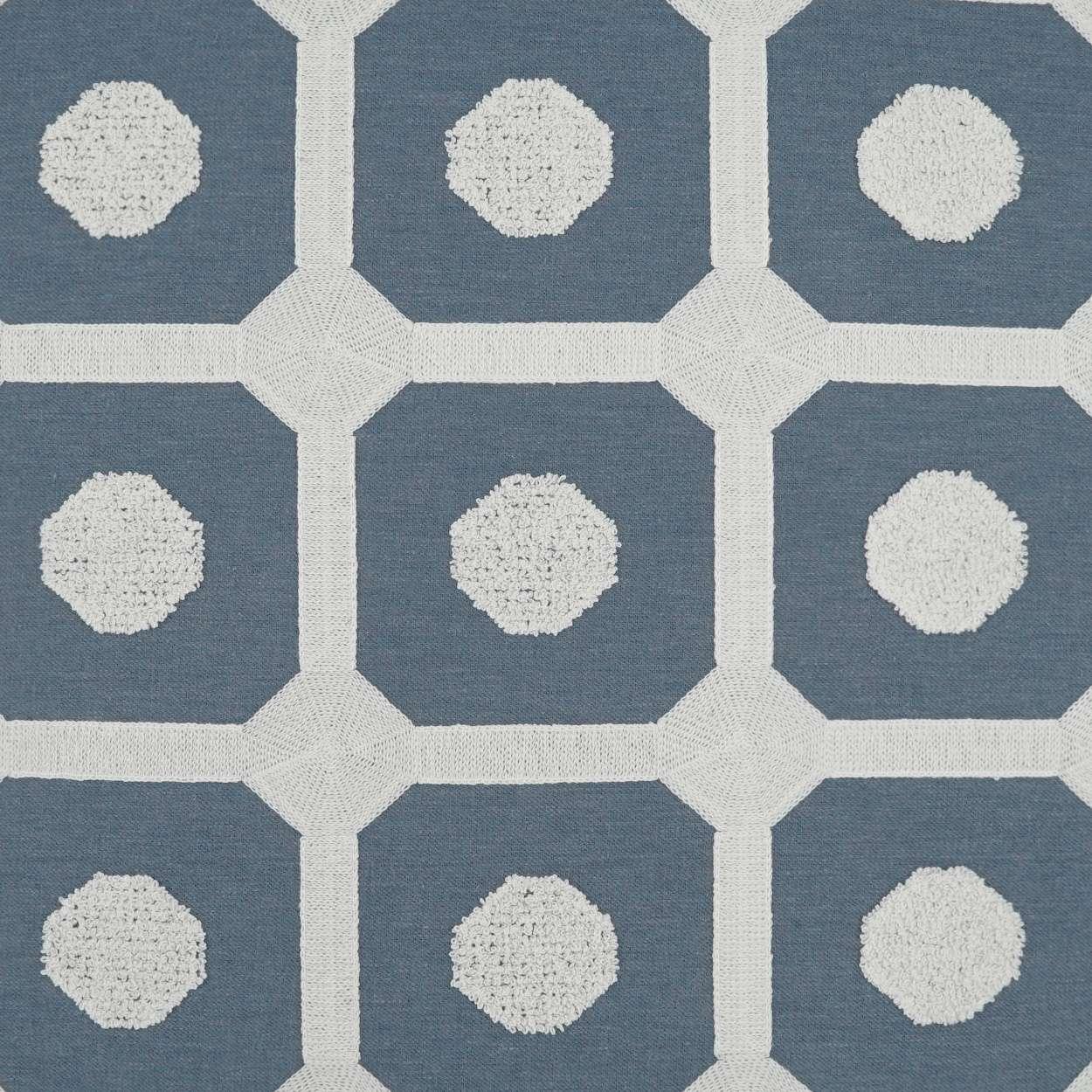 Needle & Thread Pillow - Frankwebs