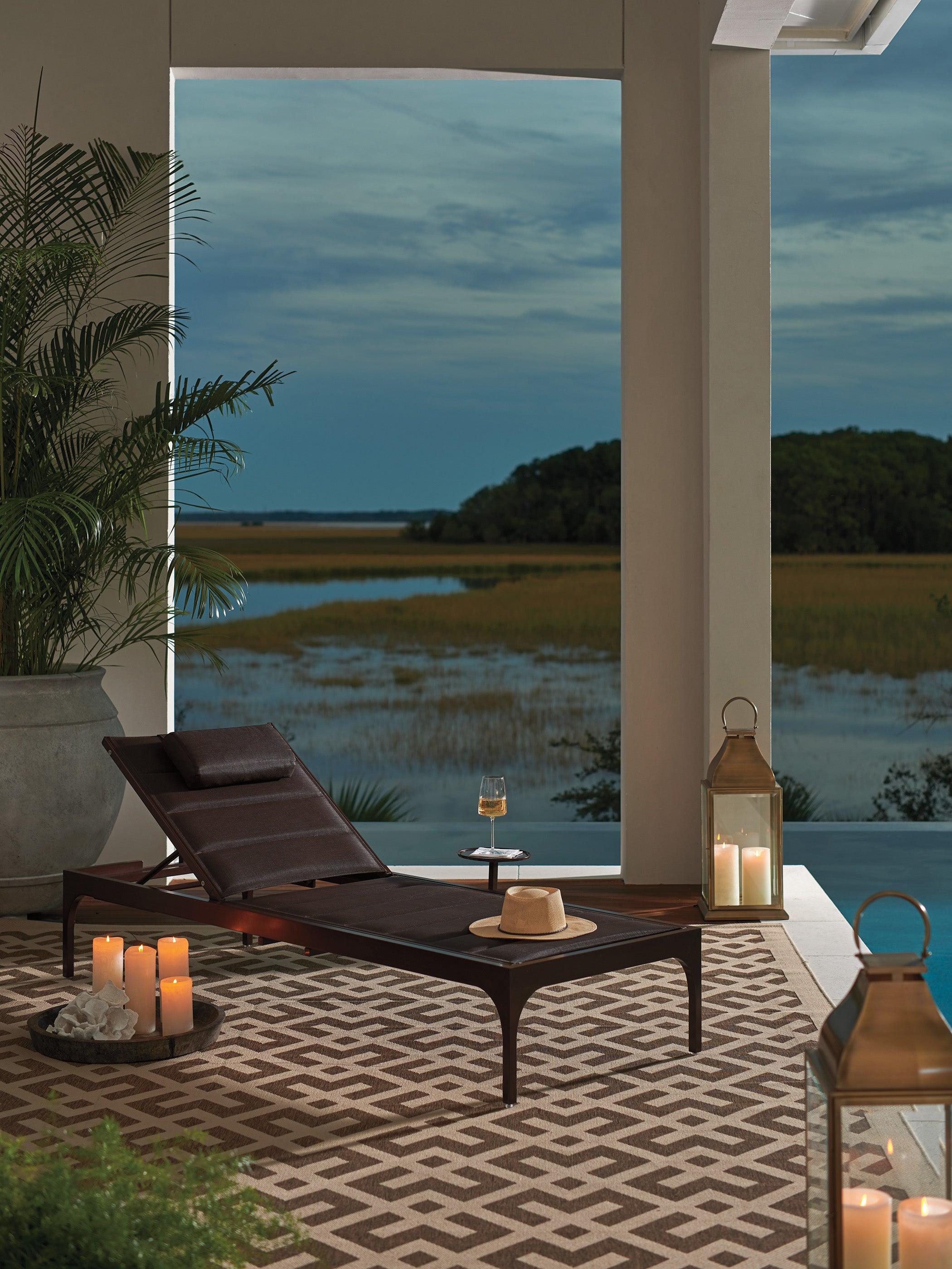 Abaco Chaise Lounge - Frankwebs