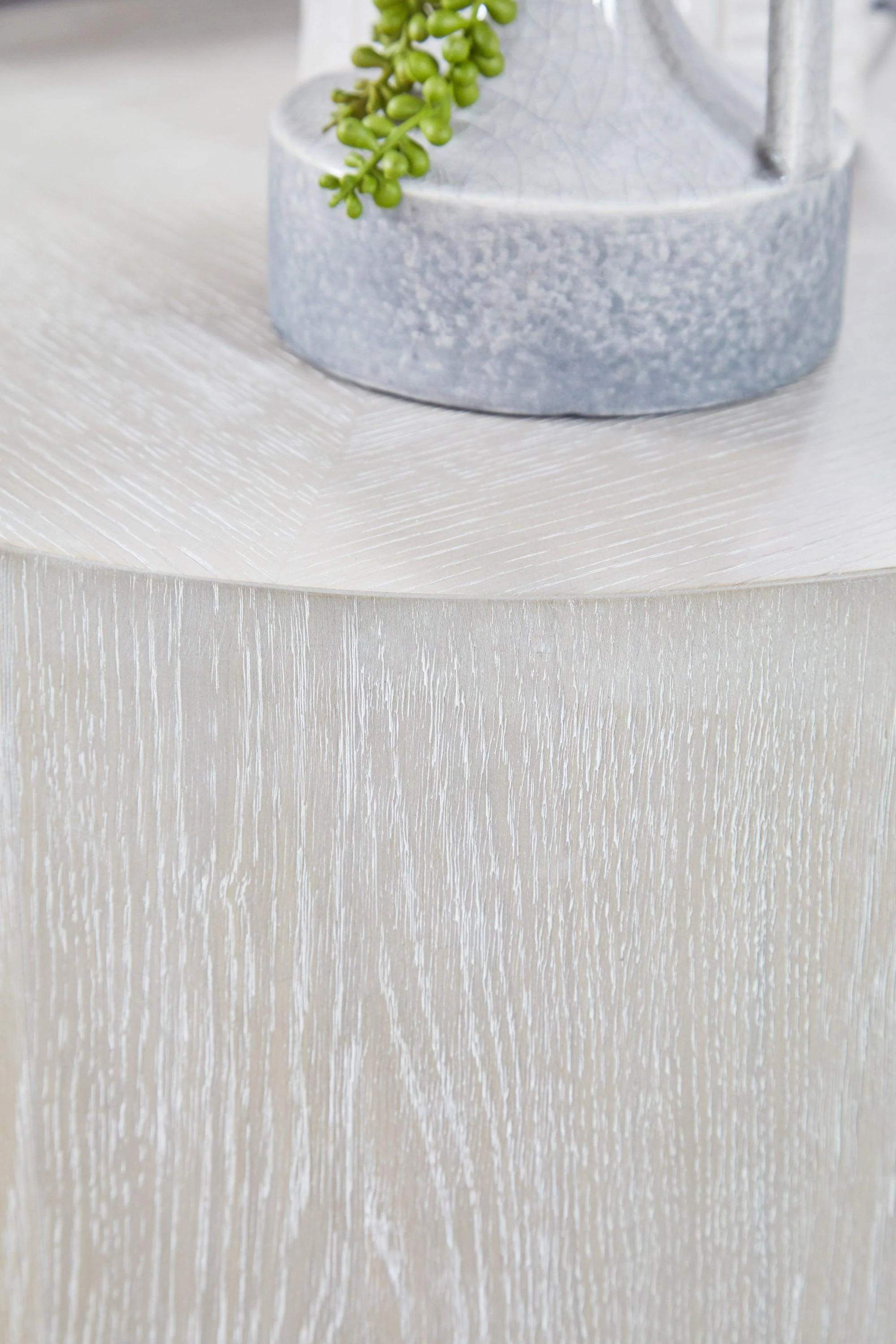 Roto Large End Table - Frankwebs