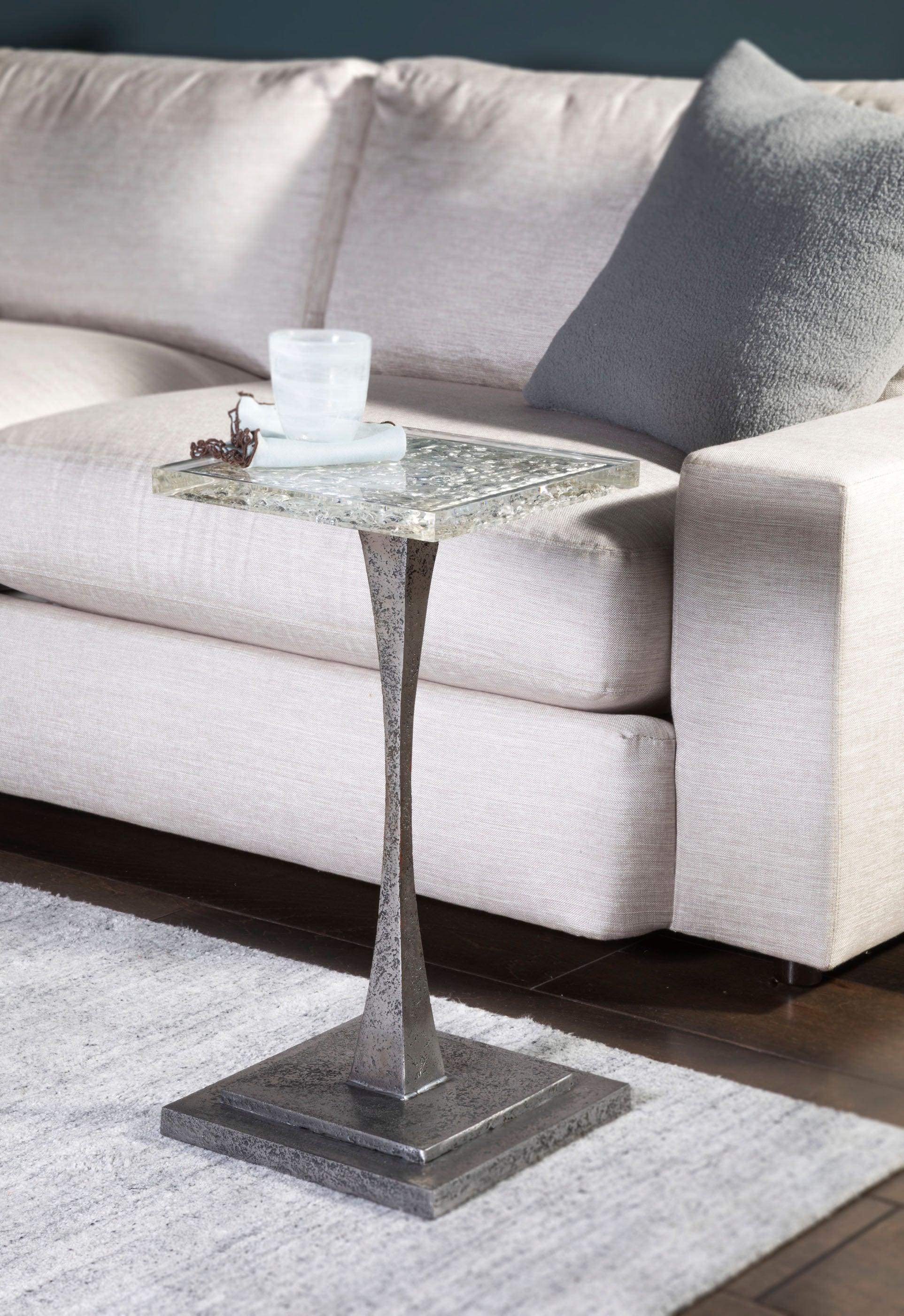 Signature Designs Montreaux Square Spot Table - Frankwebs