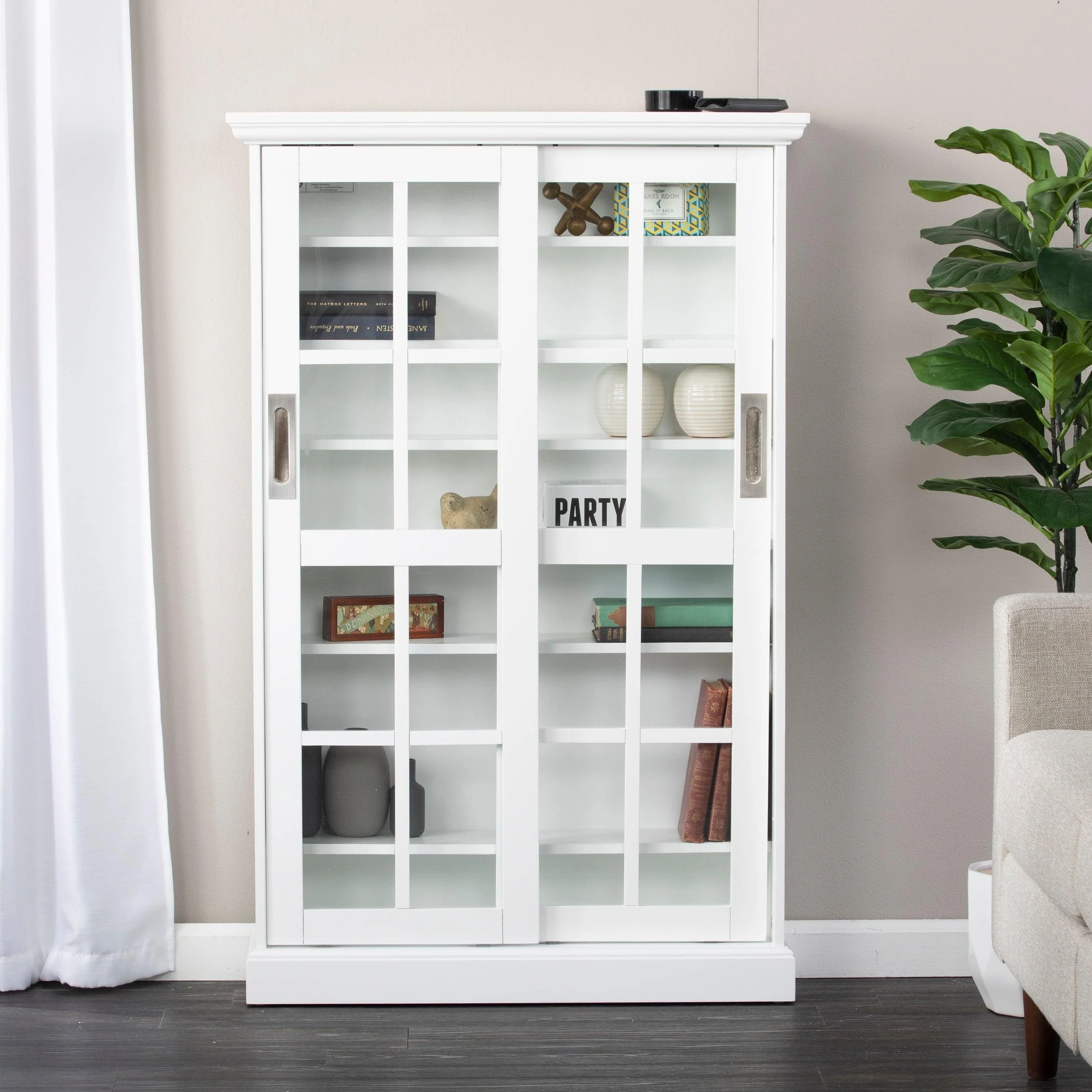 Media Cabinet w/ Sliding Doors - White - Frankwebs