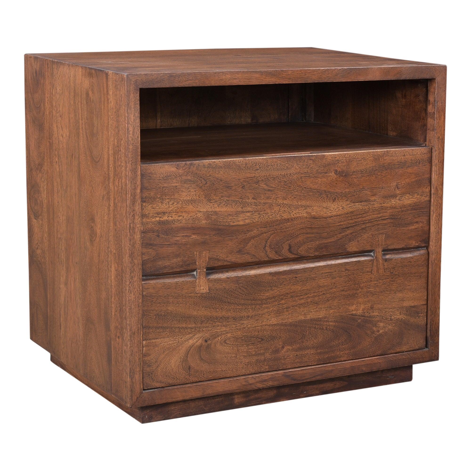 Madagascar Nightstand 2 - Frankwebs