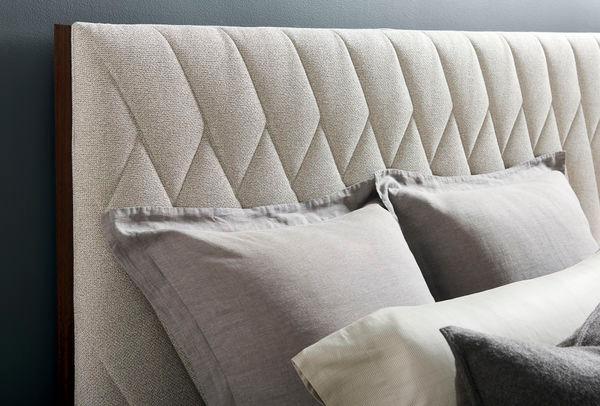 MODERNE STREAMLINE BED - Frankwebs