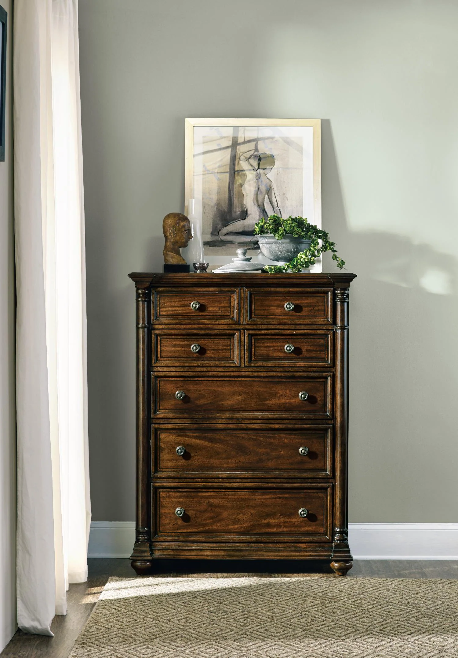 Leesburg Dresser - Frankwebs