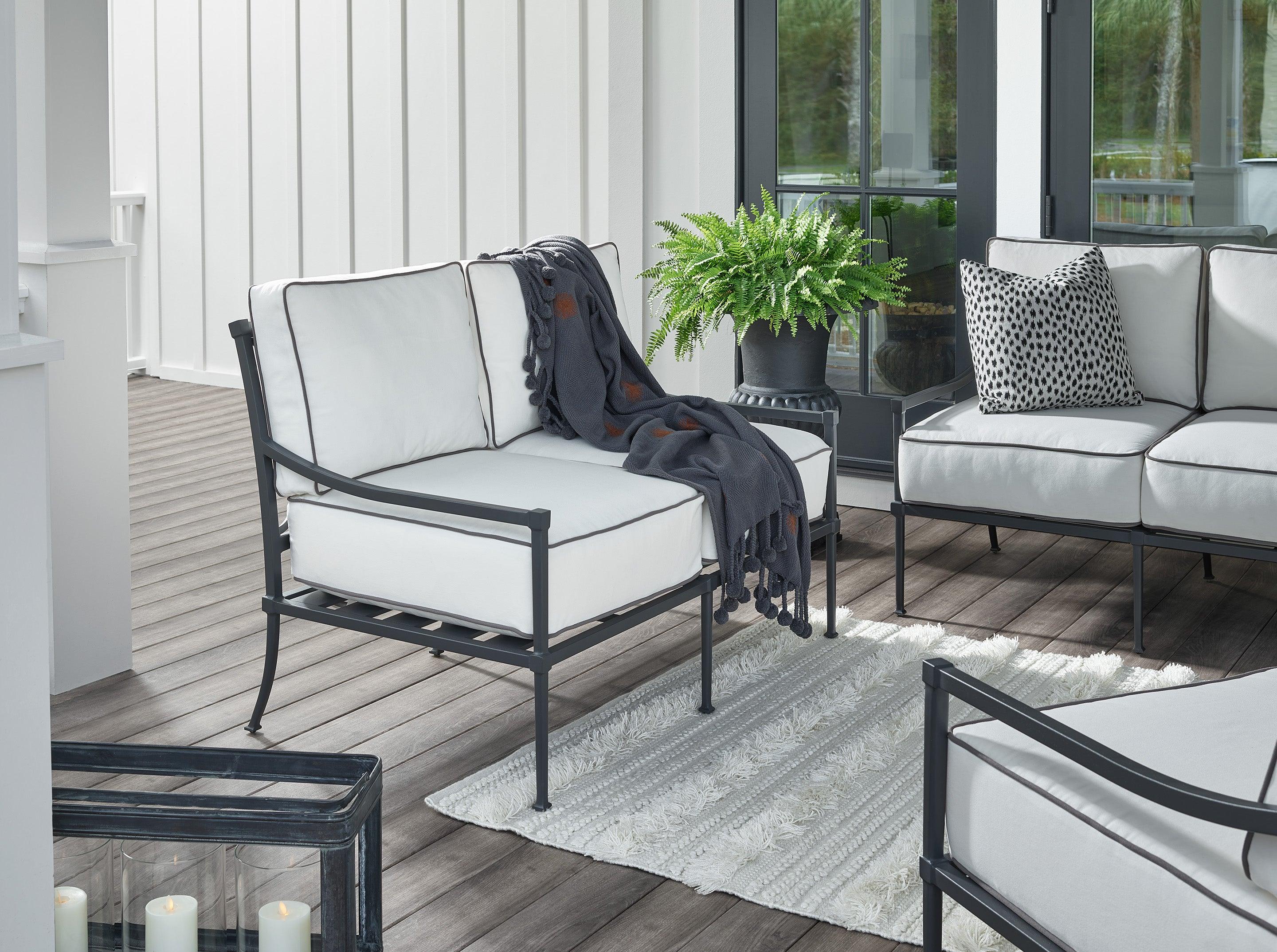 Outdoor Seneca Loveseat - Frankwebs