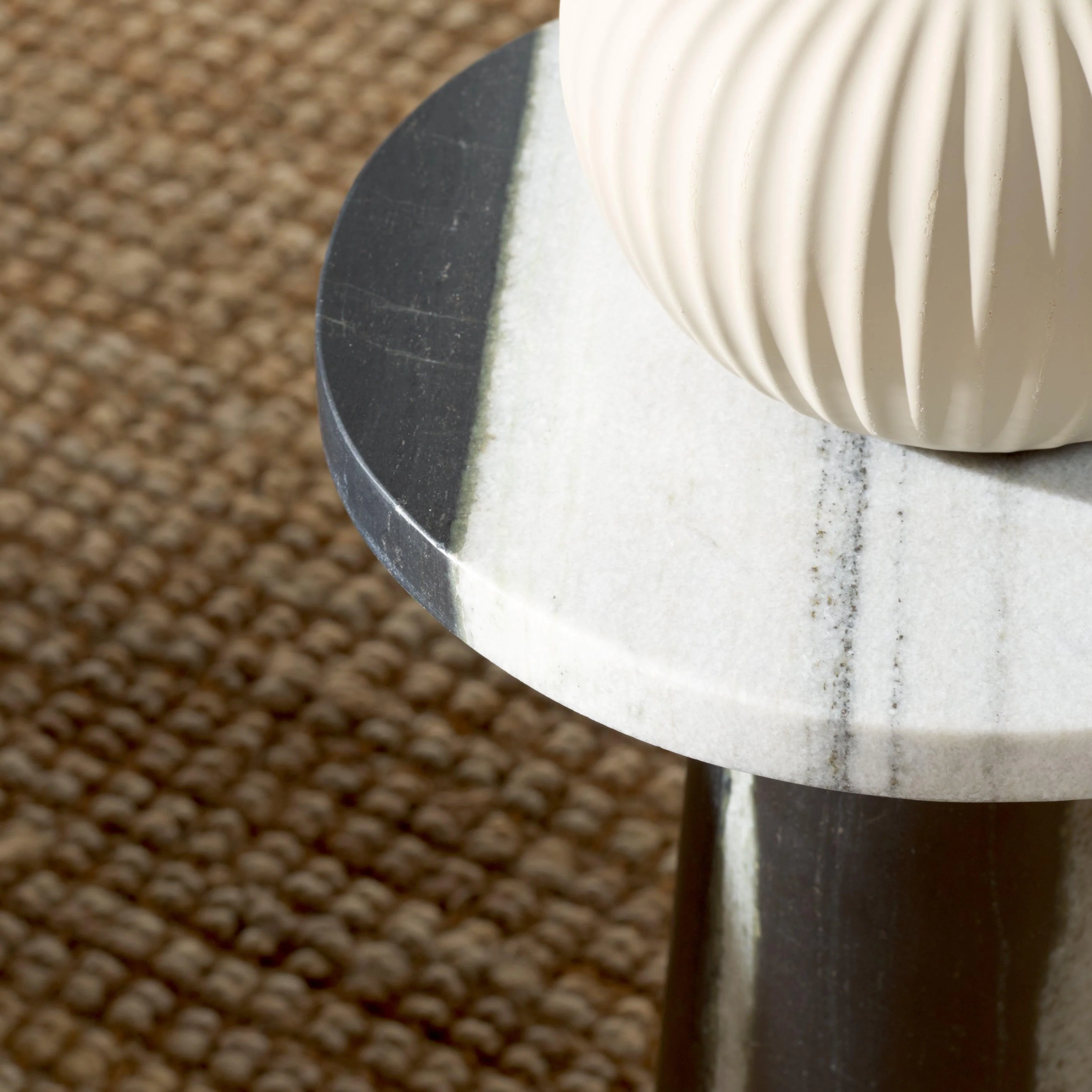 VALENTIA ROUND MARBLE ACCENT TABLE - Frankwebs
