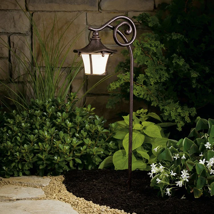 Cotswold Lantern-Style Single-Light 12-Volt Path Landscape Light - Frankwebs