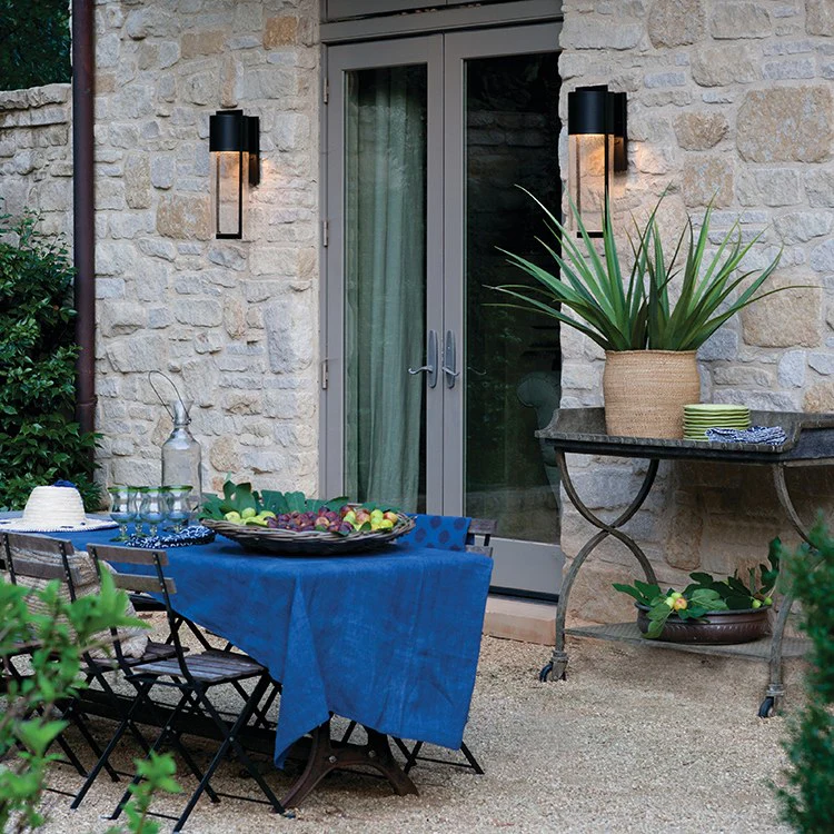 Shelter Single-Light Large Wall-Mount Lantern - Frankwebs