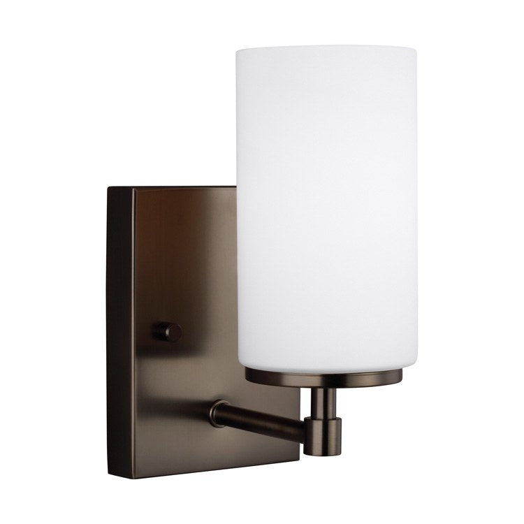 Alturas Single-Light Bathroom Wall Sconce - Frankwebs