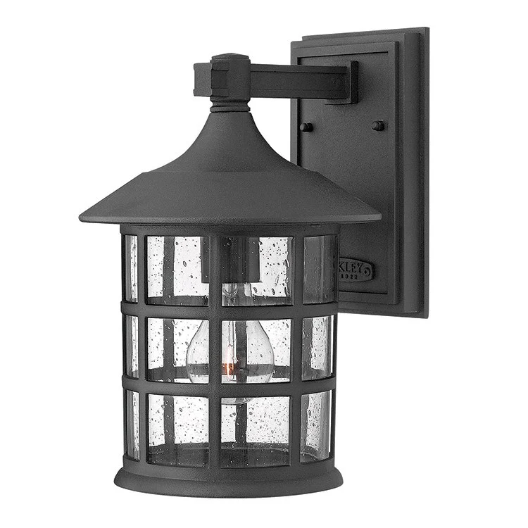 Freeport Single-Light Medium Wall-Mount Lantern - Frankwebs