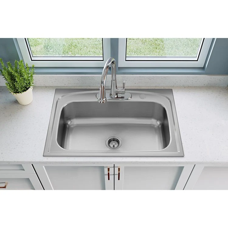 Everyday Single Handle Pull Down Kitchen Faucet with Lever Handle - Frankwebs