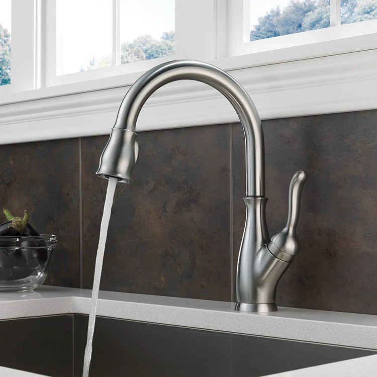 Leland Single Handle Pull Down Kitchen Faucet - Frankwebs