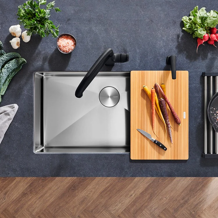 Ash Wood Cutting Board - Frankwebs