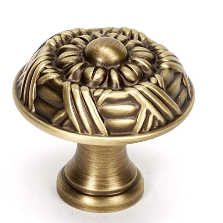 Knob Ribbon and Reed Round Unlacquered Brass Brass 1-1/4 Inch 1-1/4 Inch 5/8 Inch - Frankwebs
