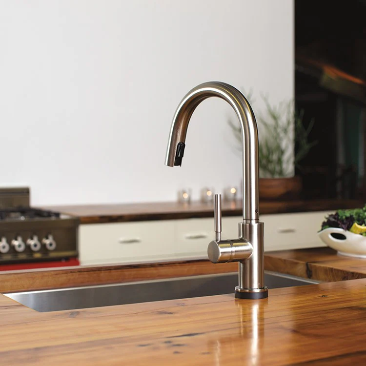 Solna Single Handle Pull Down Kitchen Faucet with SmartTouch - Frankwebs