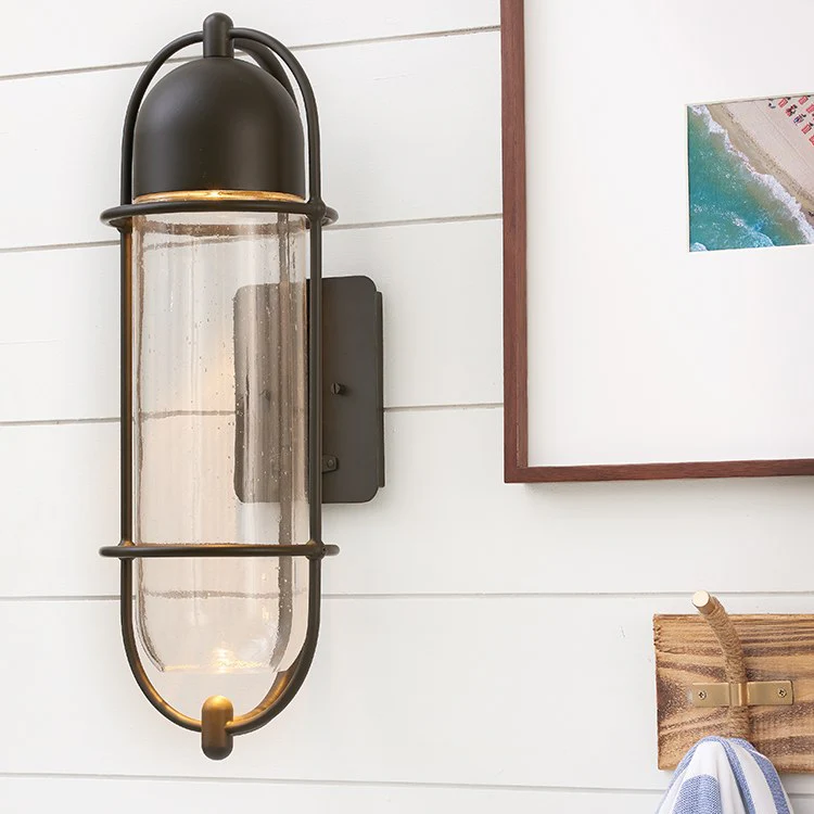 Perry Single-Light Medium Wall-Mount Lantern - Frankwebs