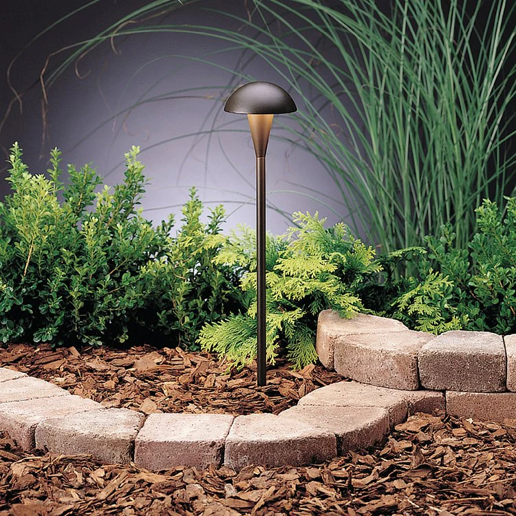 Eclipse Small Single-Light 12-Volt Path Landscape Light - Frankwebs