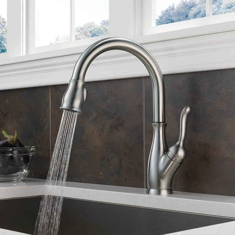 Leland Single Handle Pull Down Kitchen Faucet - Frankwebs