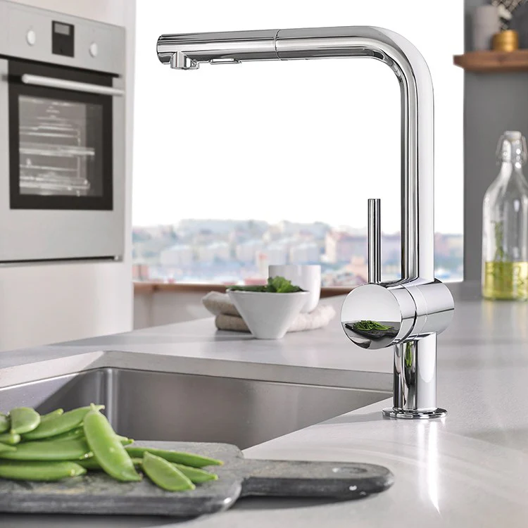 Minta Single Handle Pull-Out Kitchen Faucet - Frankwebs