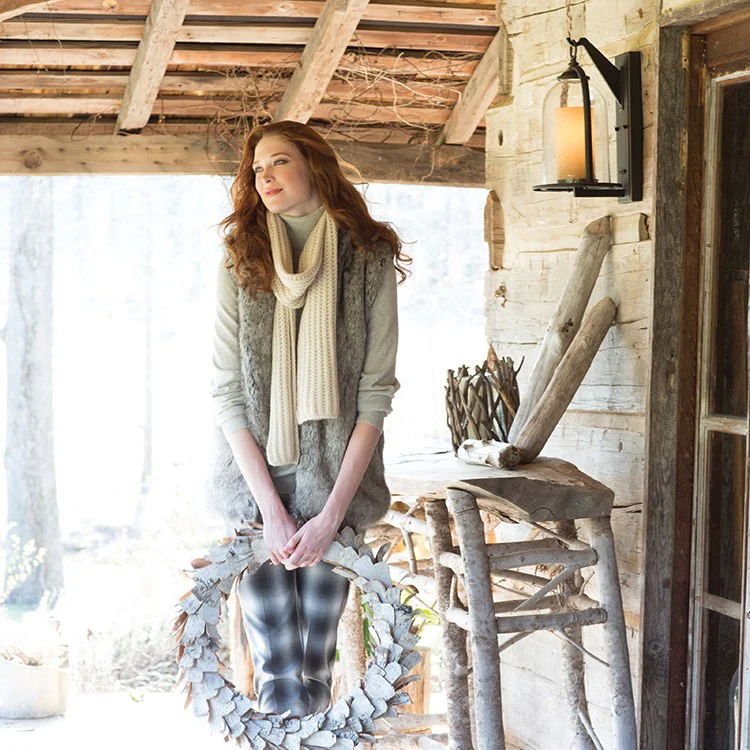 Quincy Single-Light Large Wall-Mount Lantern - Frankwebs