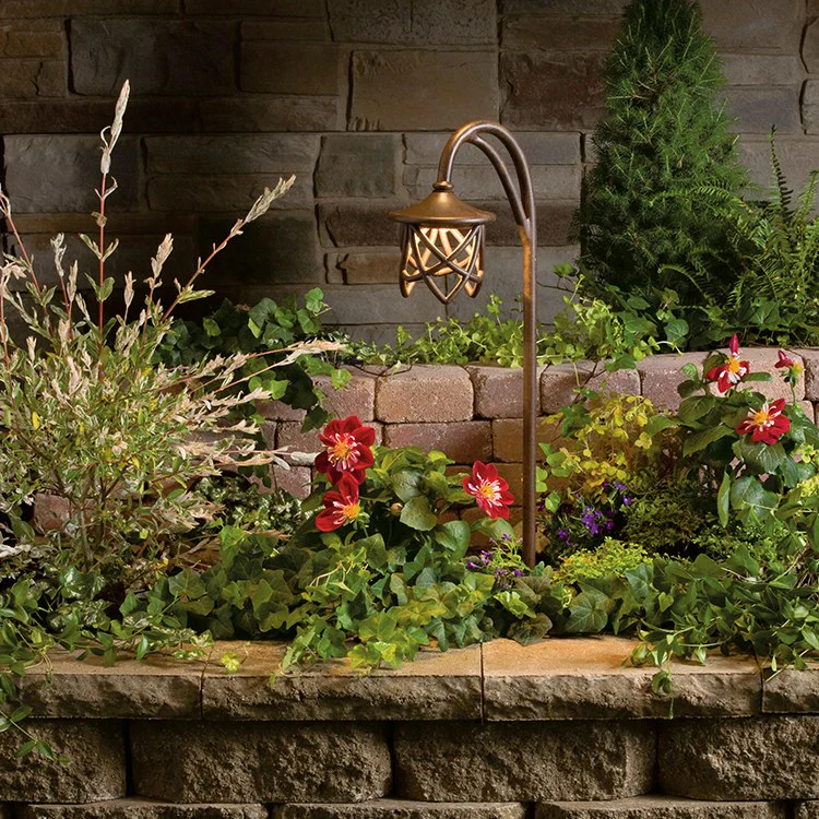 Cathedral Single-Light 12-Volt Path Landscape Light - Frankwebs