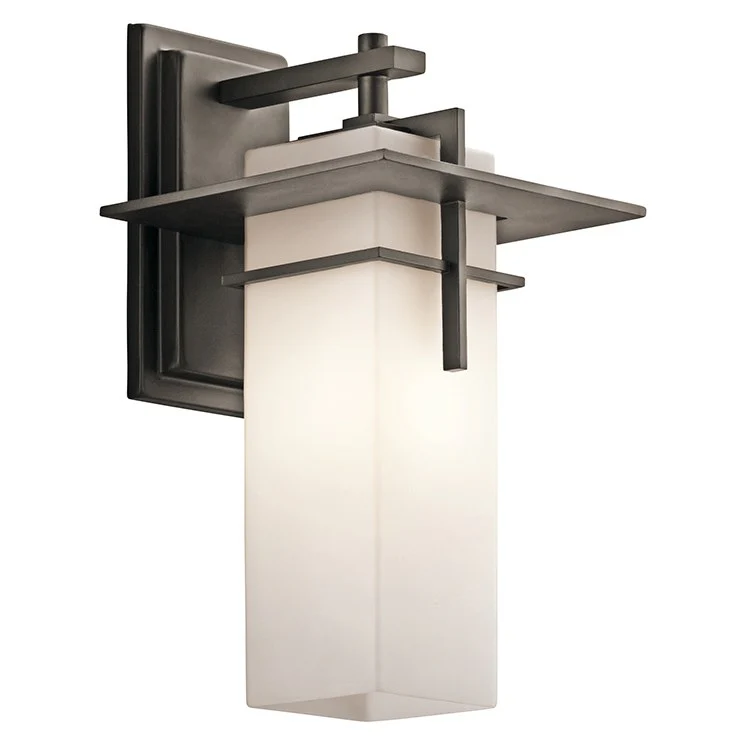 Caterham Single-Light Outdoor Wall Lantern - Frankwebs