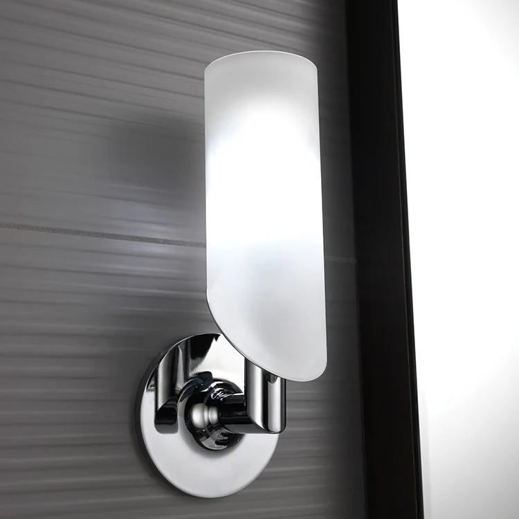 Odin Single Light Bathroom Wall Sconce with Glass Diffuser - Frankwebs