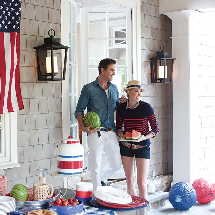 Sullivan Single-Light Large Wall-Mount Lantern - Frankwebs