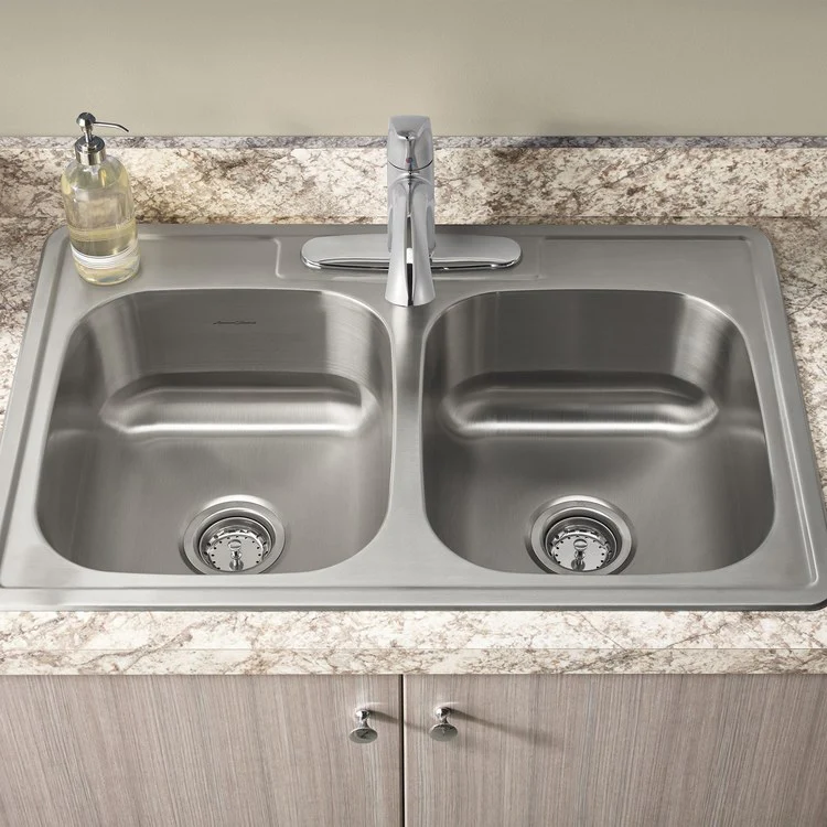 Quince Single Handle Pull Out Kitchen Faucet 2.2 GPM - Frankwebs