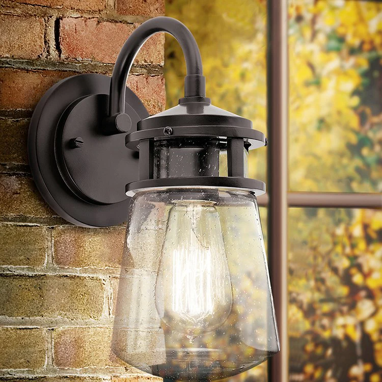 Lyndon Single-Light Outdoor Wall Sconce - Frankwebs