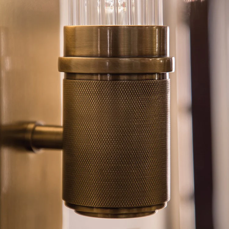 Shaw Single-Light Wall Sconce - Frankwebs