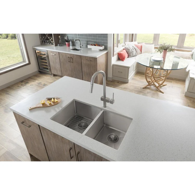 Kitchen Sink Crosstown 33 x 22 Inch Double Bowl 60/40 Kit 4 Hole Polished Satin Drop-In Undermount - Frankwebs