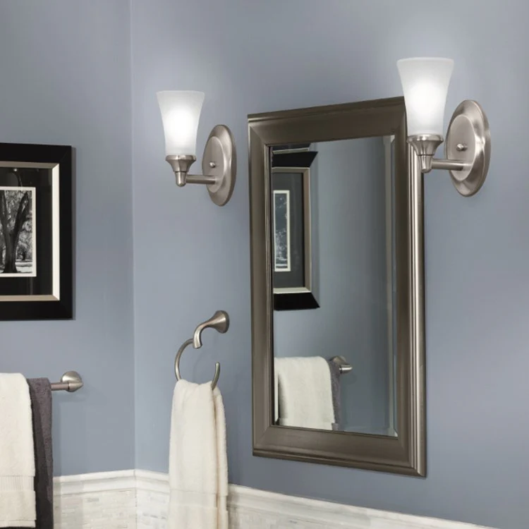 Eva Single-Light Wall Sconce - Frankwebs