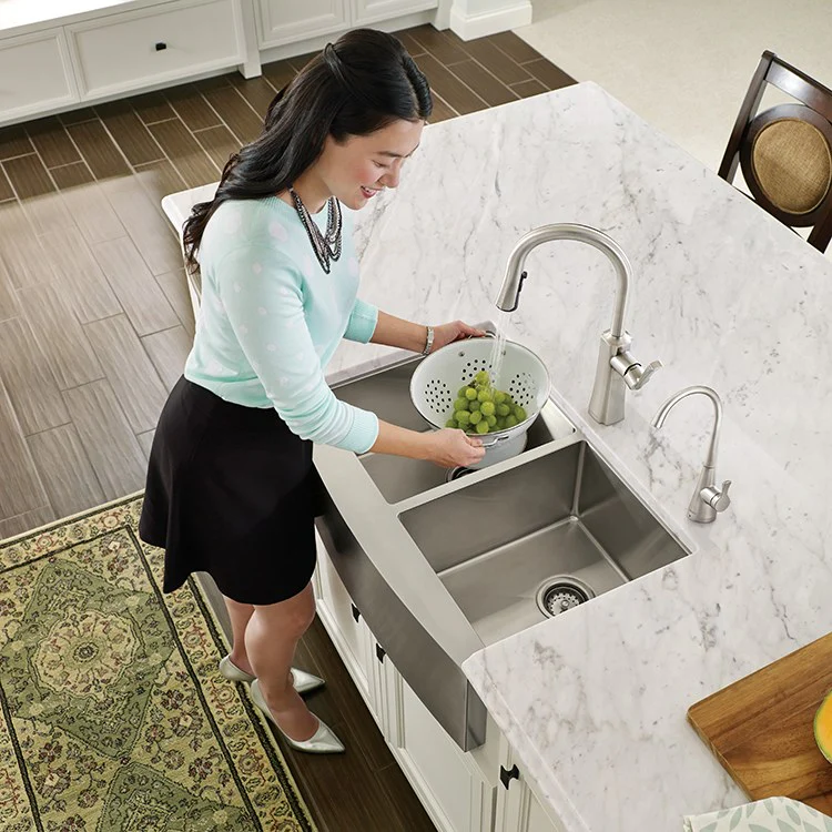 Etch Single Handle High Arc Pull Down Kitchen Faucet - Frankwebs